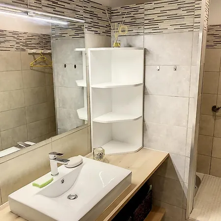 - Les Cedres Апартаменты