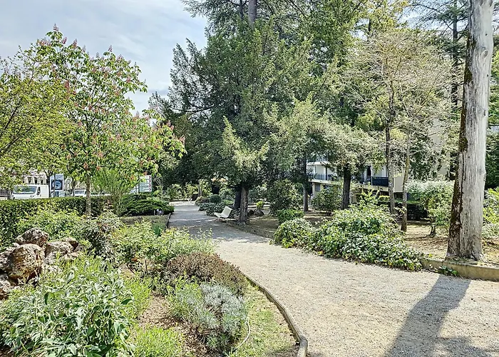 - Les Cedres Apartment